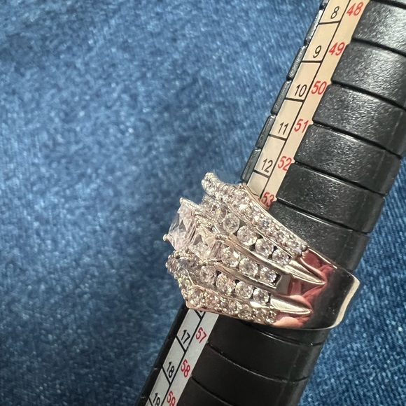 JTV - Bella Luce White Cubic Zirconia Rhodium Over Sterling Silver Ring - Picture 11 of 13